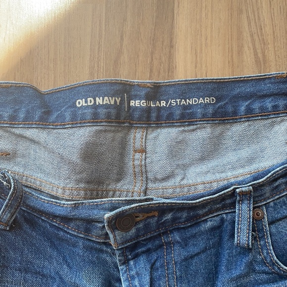 Old Navy Regular standard jeans - Picture 2 of 4